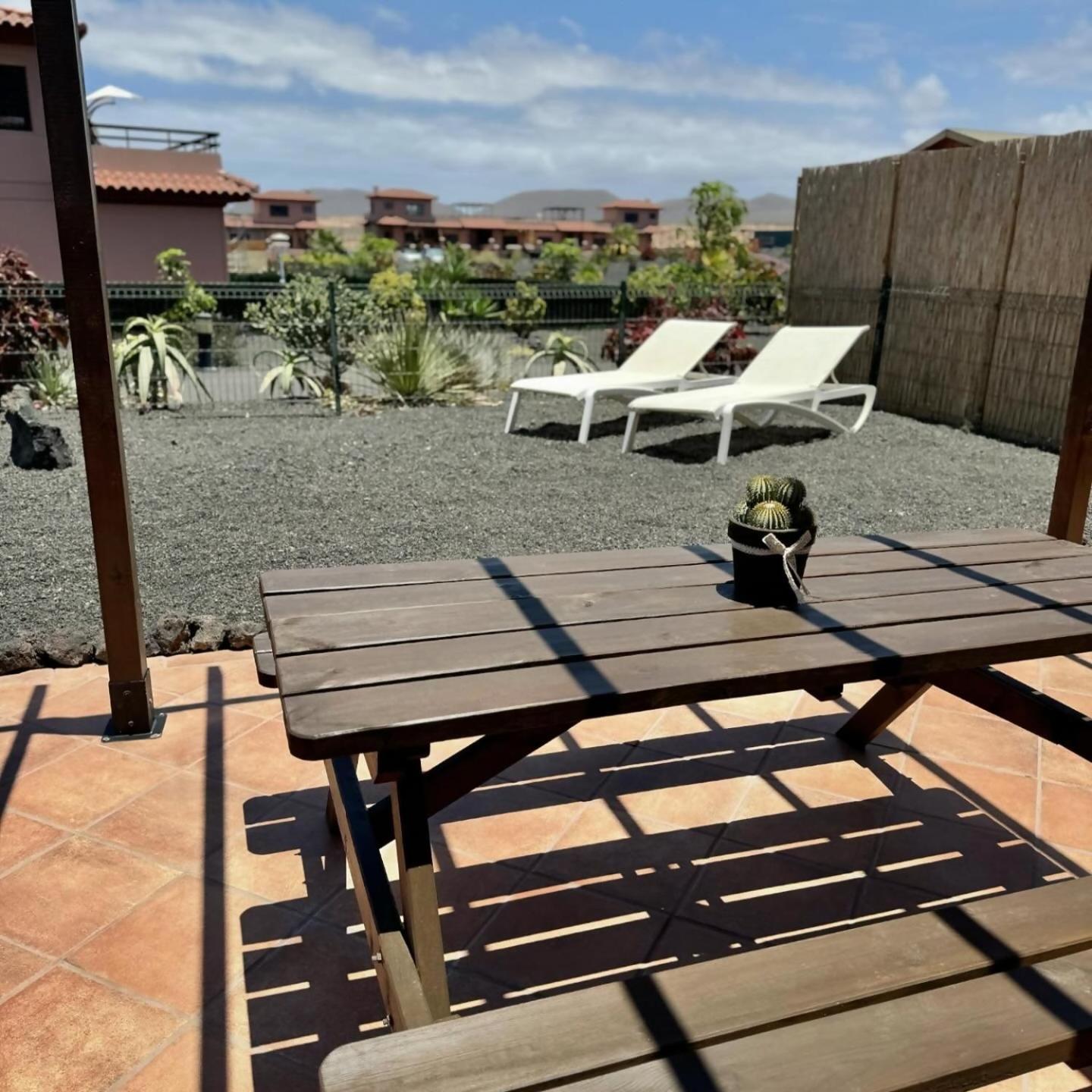 Villa Majanicho Con Piscina Lajares Exteriér fotografie
